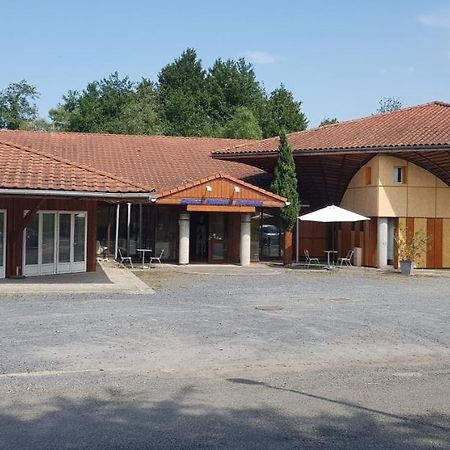 Hotel Eco Logis Espace Bellevue Séméac Exteriér fotografie
