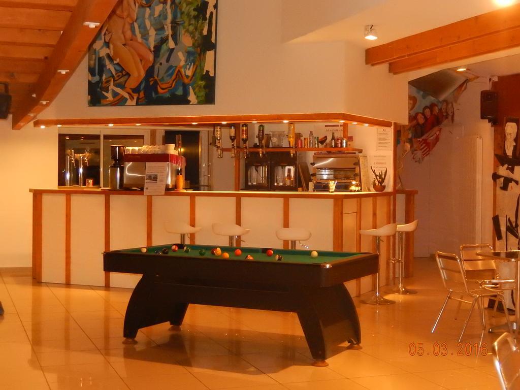 Hotel Eco Logis Espace Bellevue Séméac Exteriér fotografie